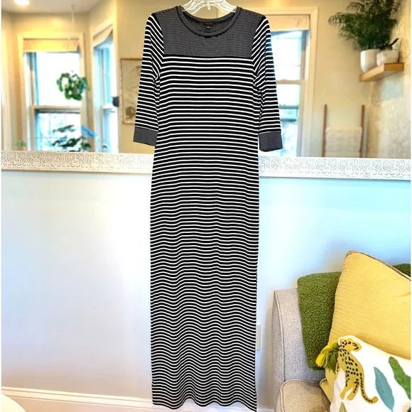 chinese dress ladies Ann Taylor Black Halter Neck Maxi Dress with Side Slit – SilkRoll main image 1